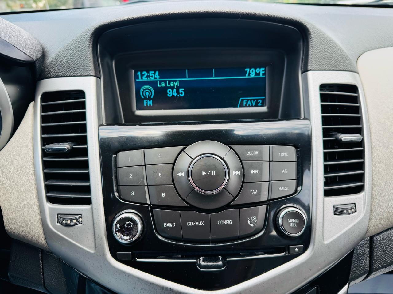 Chevrolet Cruze 1LT Auto 2013
