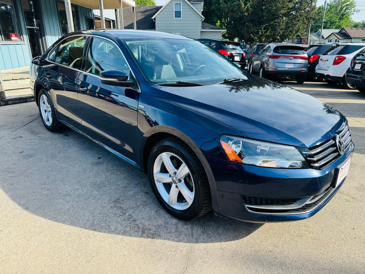 2014 Volkswagen Passat 1.8T S's photo