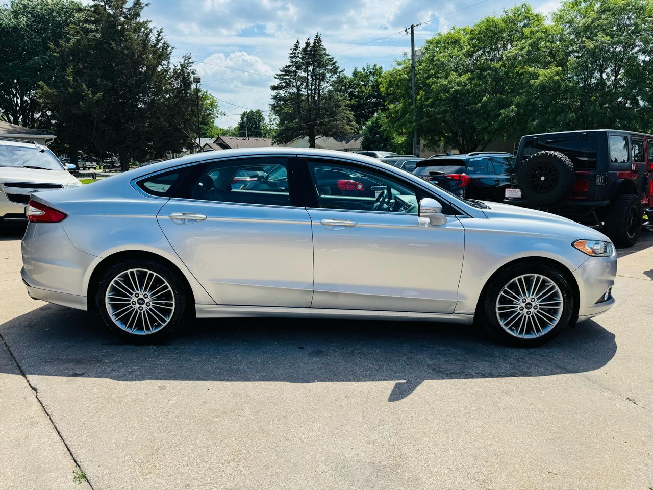 Ford Fusion SE 2014