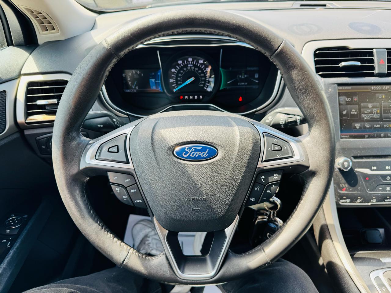 Ford Fusion SE 2014