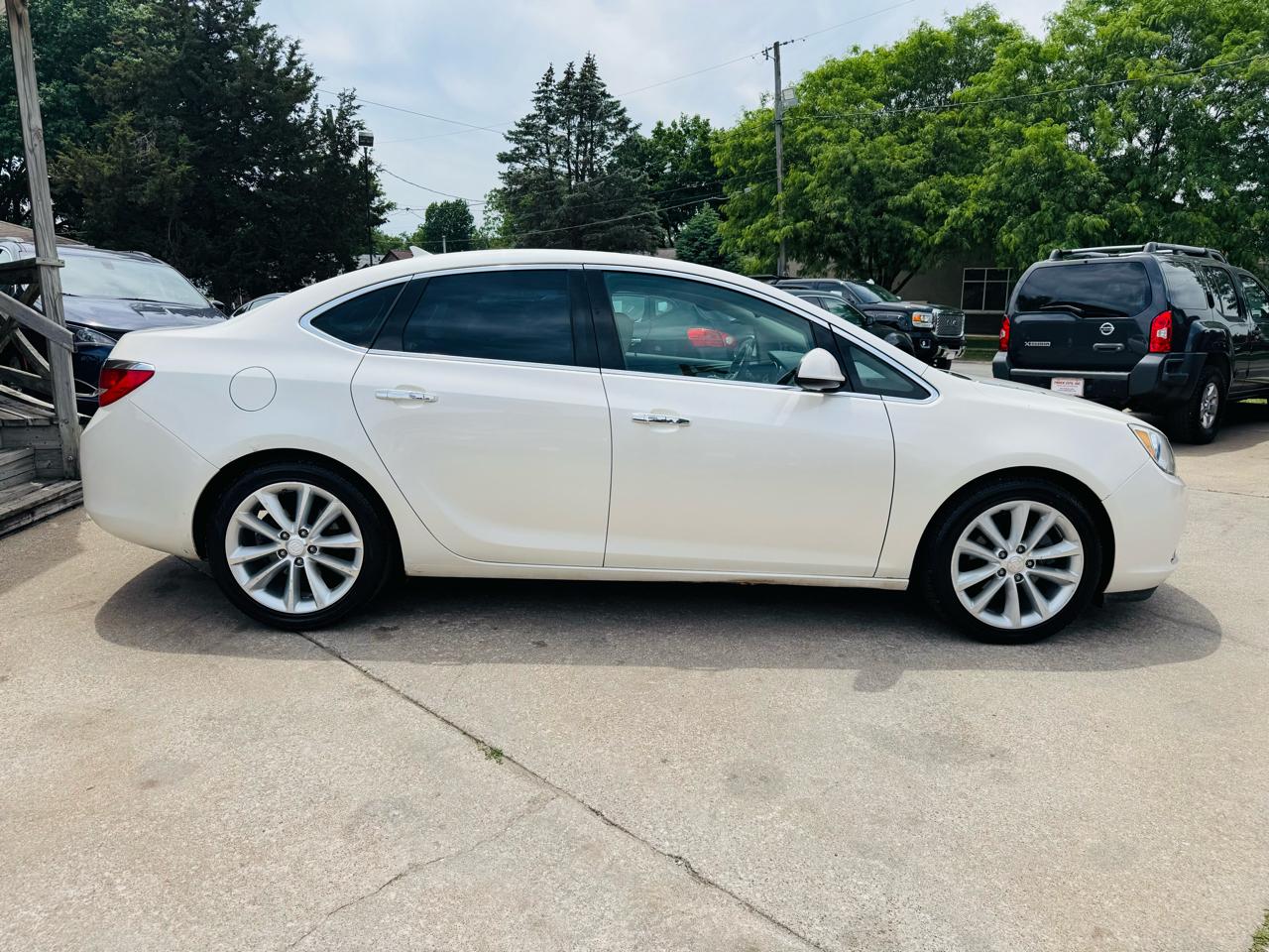 Buick Verano Convenience 2013