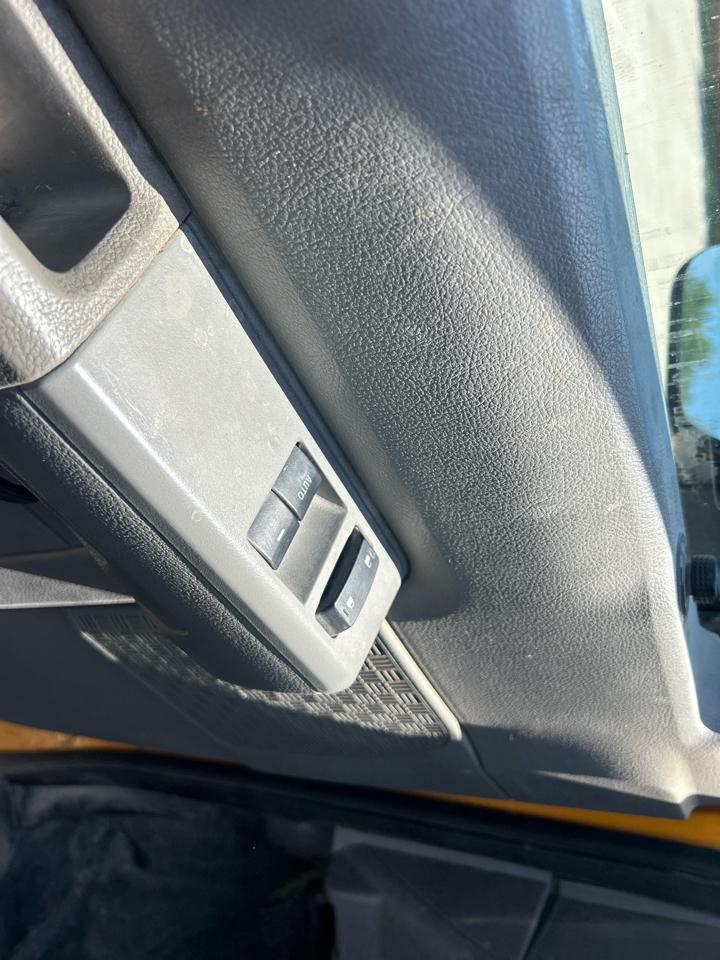 Ford Econoline E-250 2012