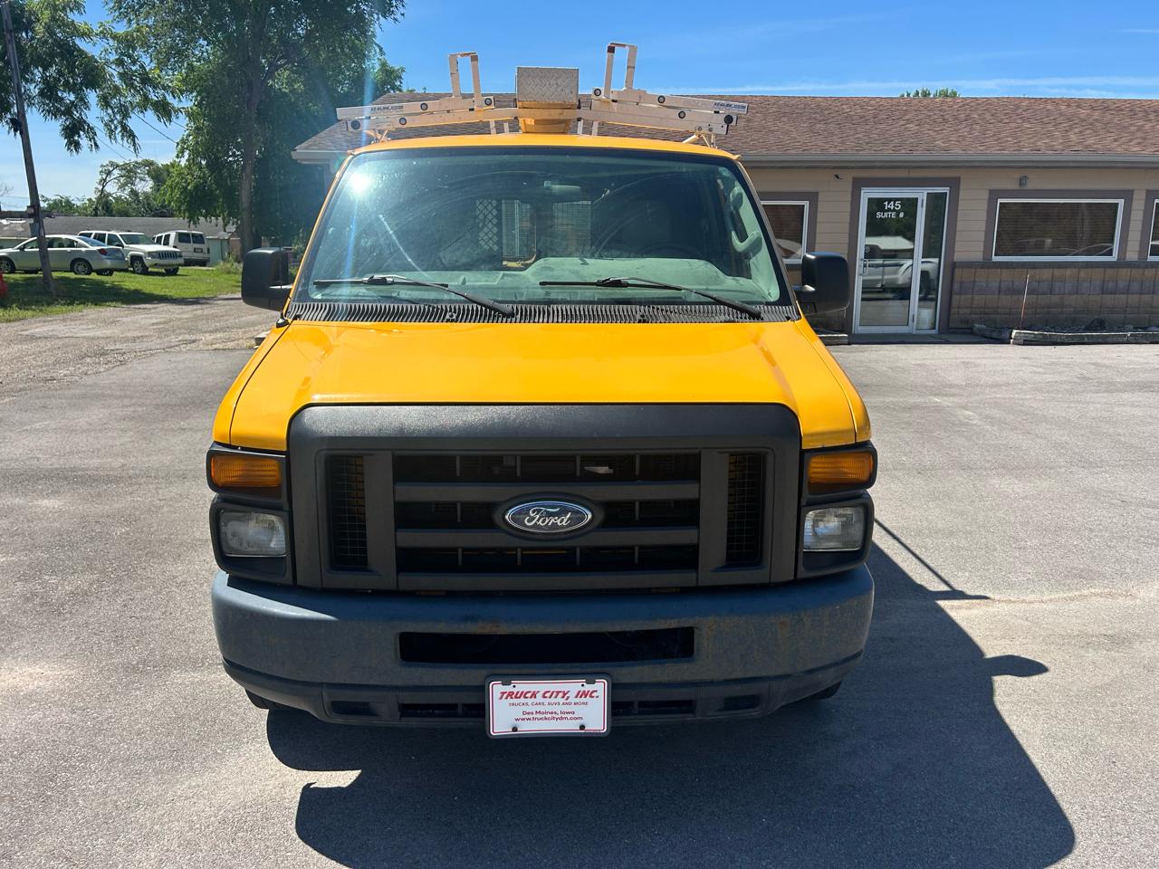 2012 Ford E-Series E-250 Van's photo