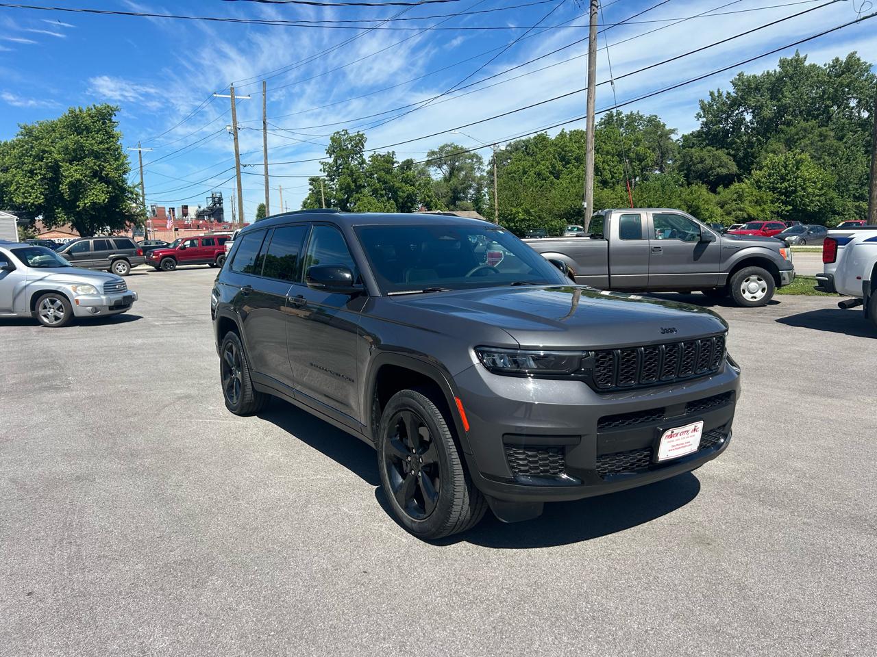 Jeep Grand Cherokee L Laredo 4WD 2023
