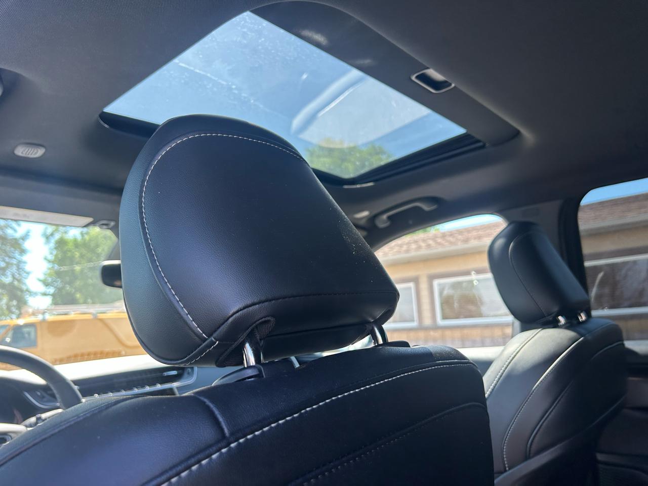 Jeep Grand Cherokee L Laredo 4WD 2023