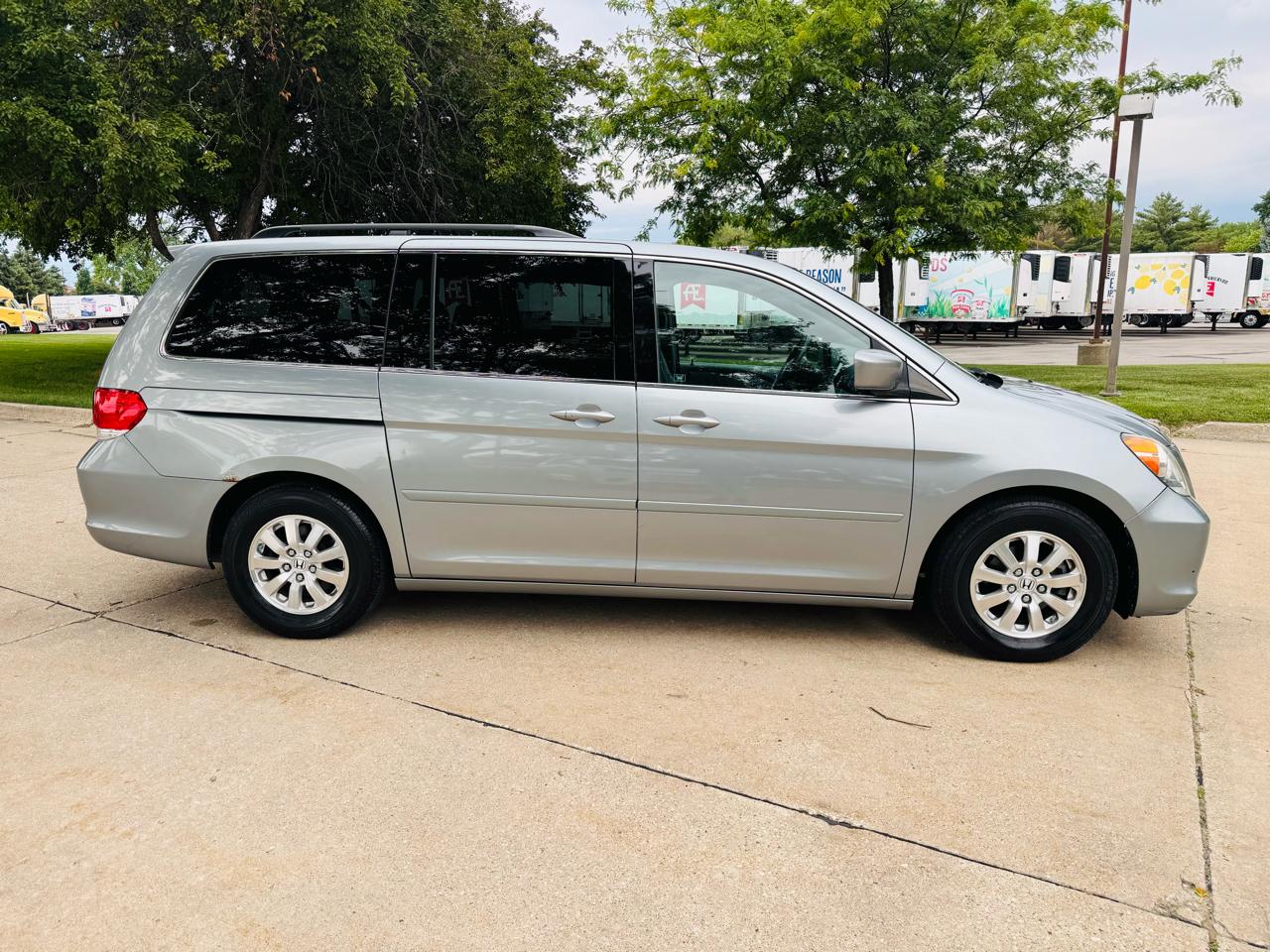 Honda Odyssey EX-L w/ DVD 2008