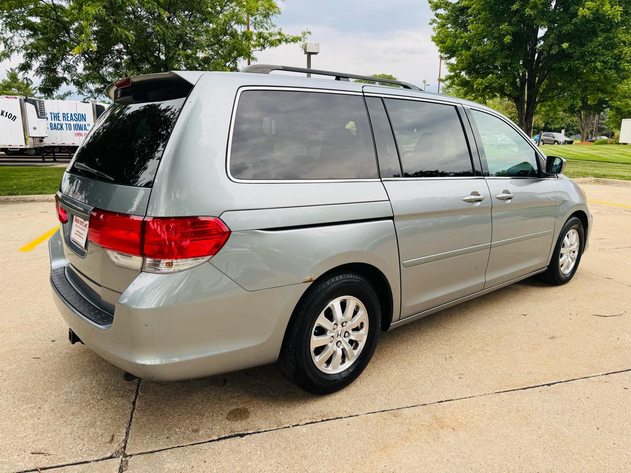 Honda Odyssey EX-L w/ DVD 2008
