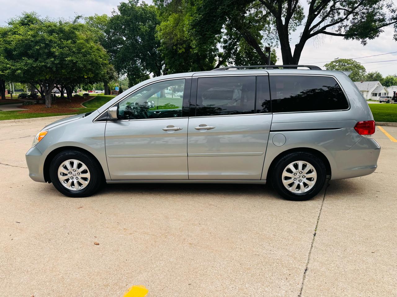 Honda Odyssey EX-L w/ DVD 2008