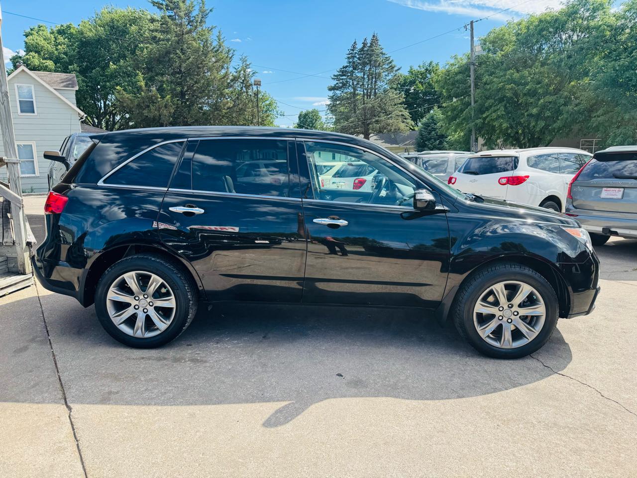 Acura MDX 6-Spd AT w/Advance Package 2011