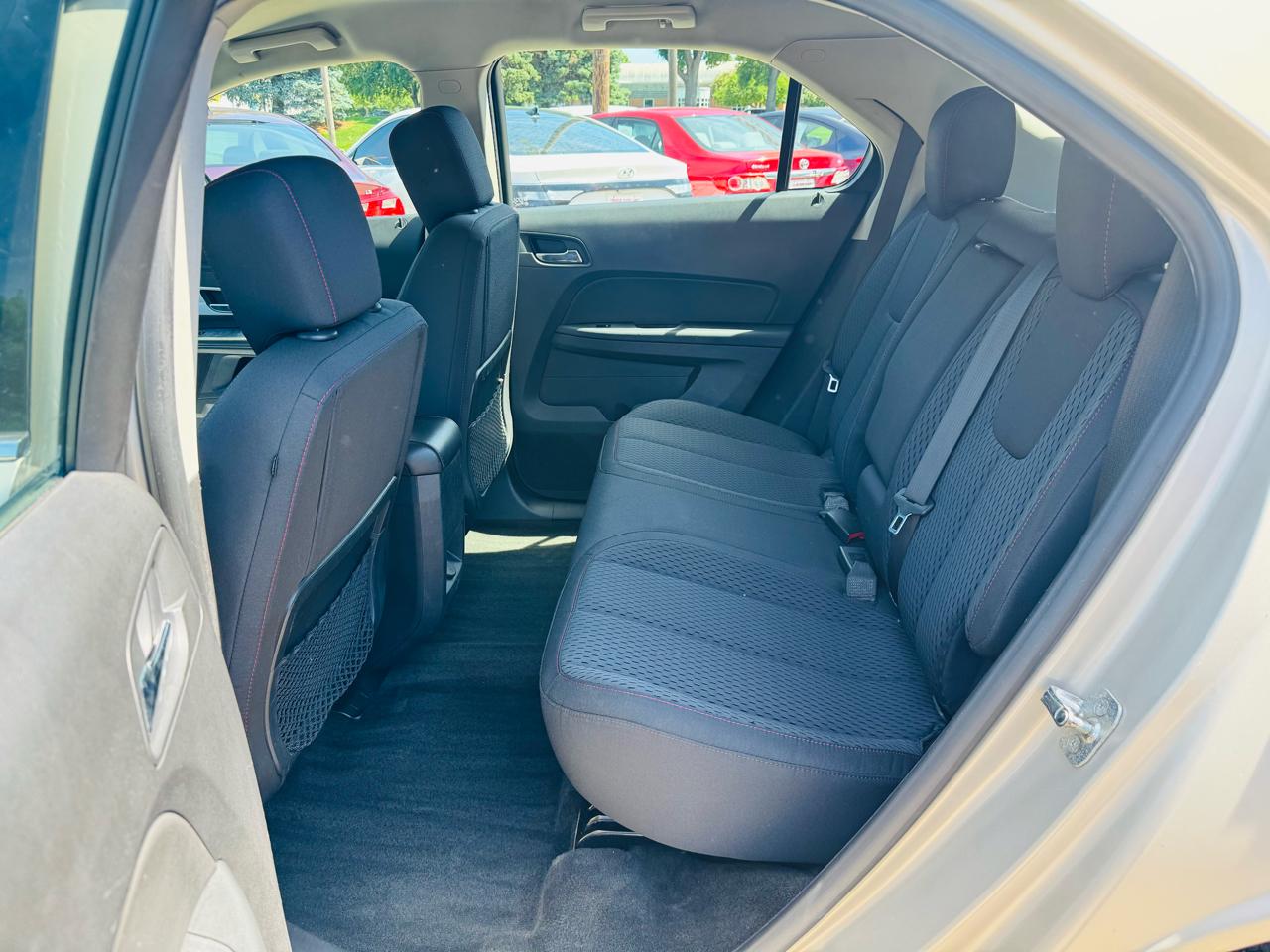 Chevrolet Equinox LS AWD 2012