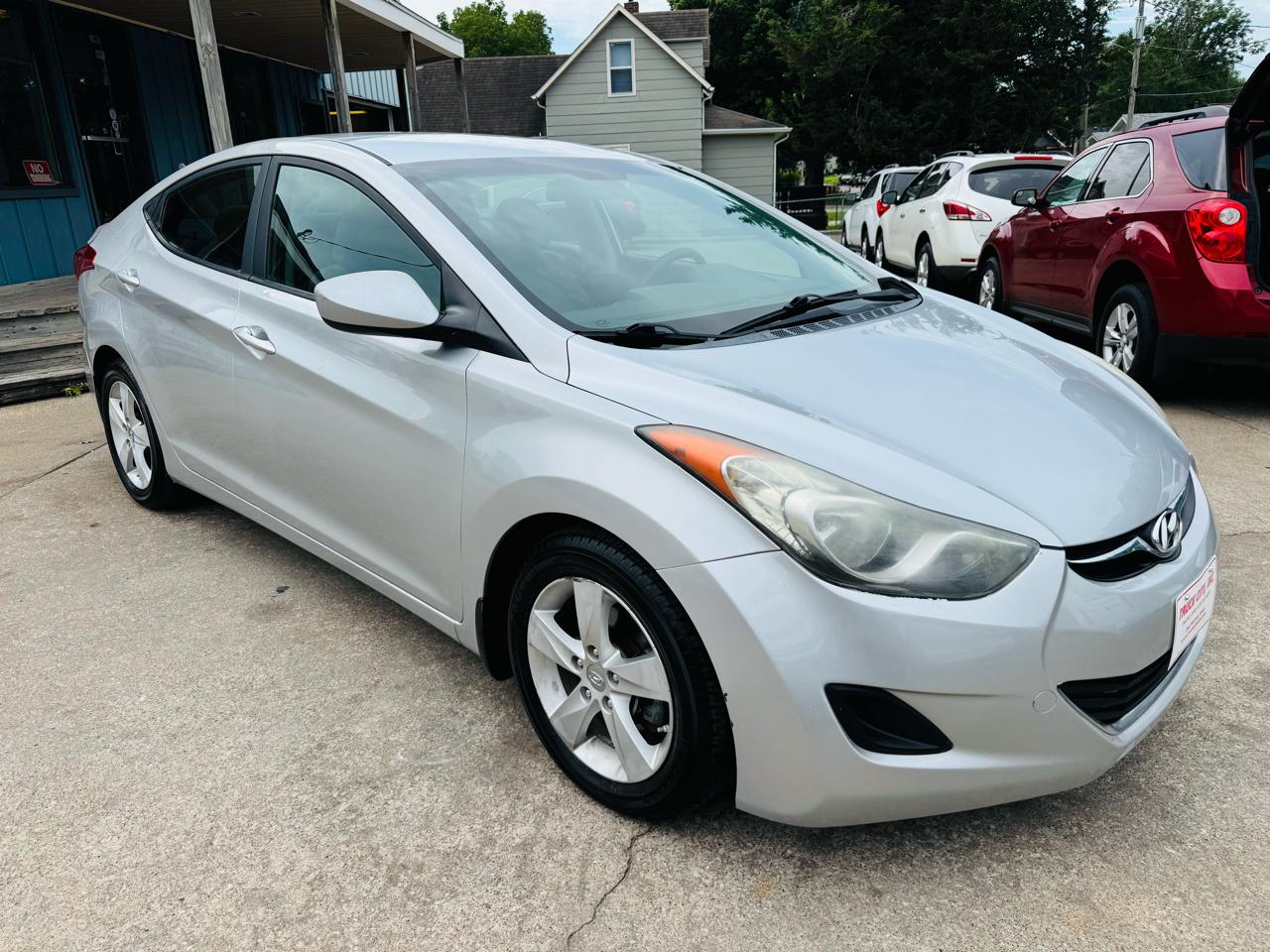 Hyundai Elantra 4dr Sdn Auto GLS 2013
