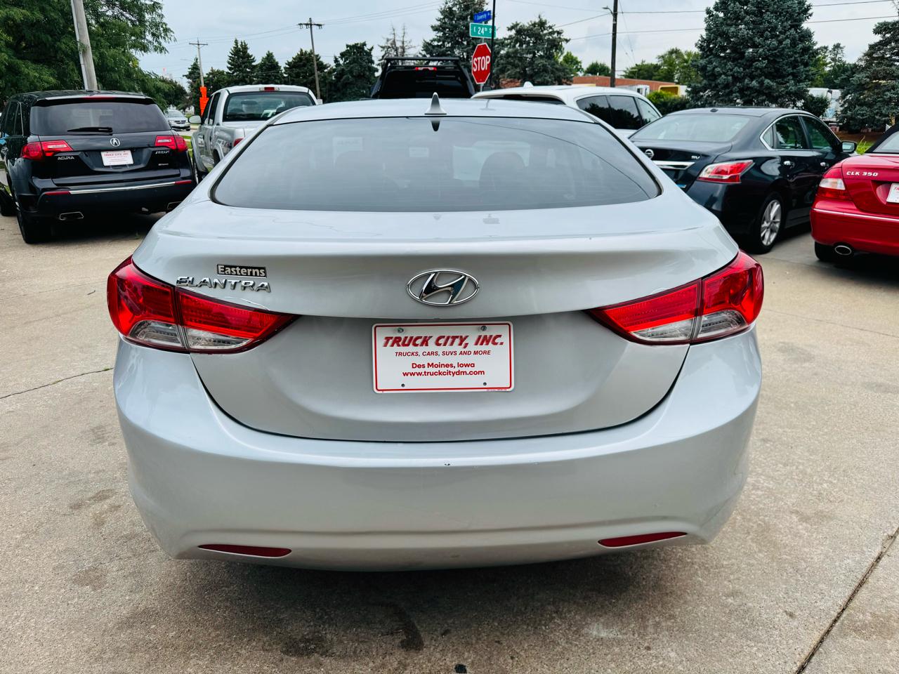 Hyundai Elantra 4dr Sdn Auto GLS 2013