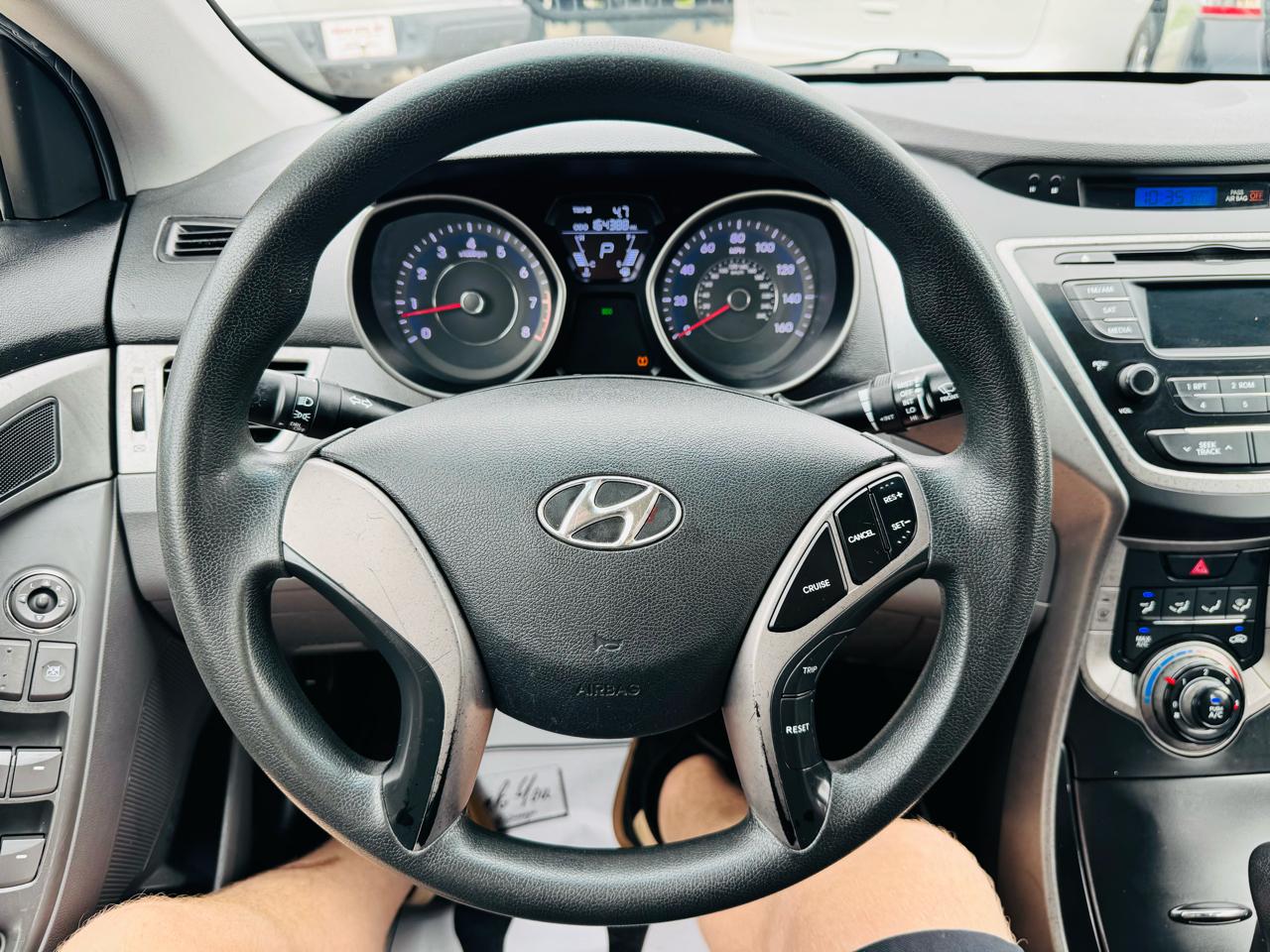 Hyundai Elantra 4dr Sdn Auto GLS 2013