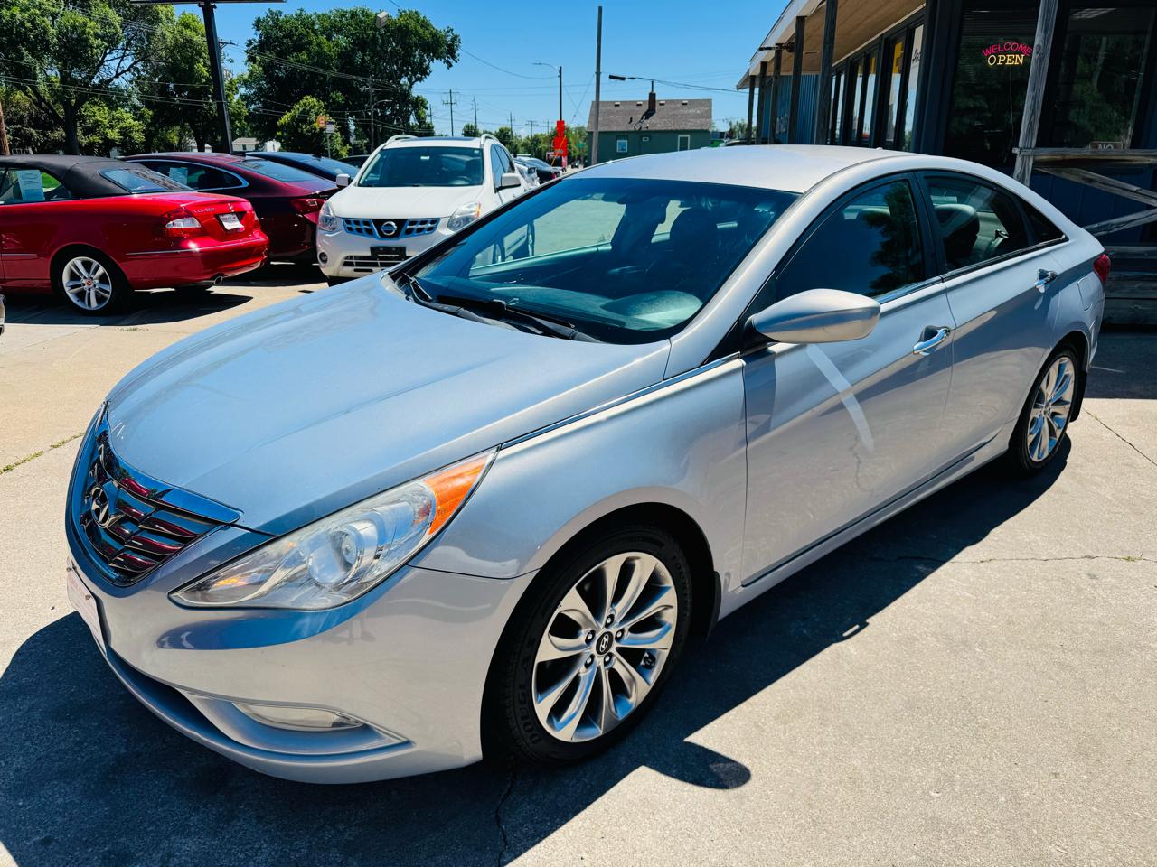 Hyundai Sonata SE Auto 2012