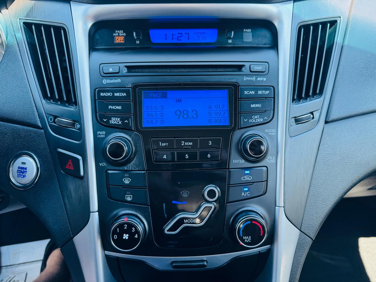 Hyundai Sonata SE Auto 2012