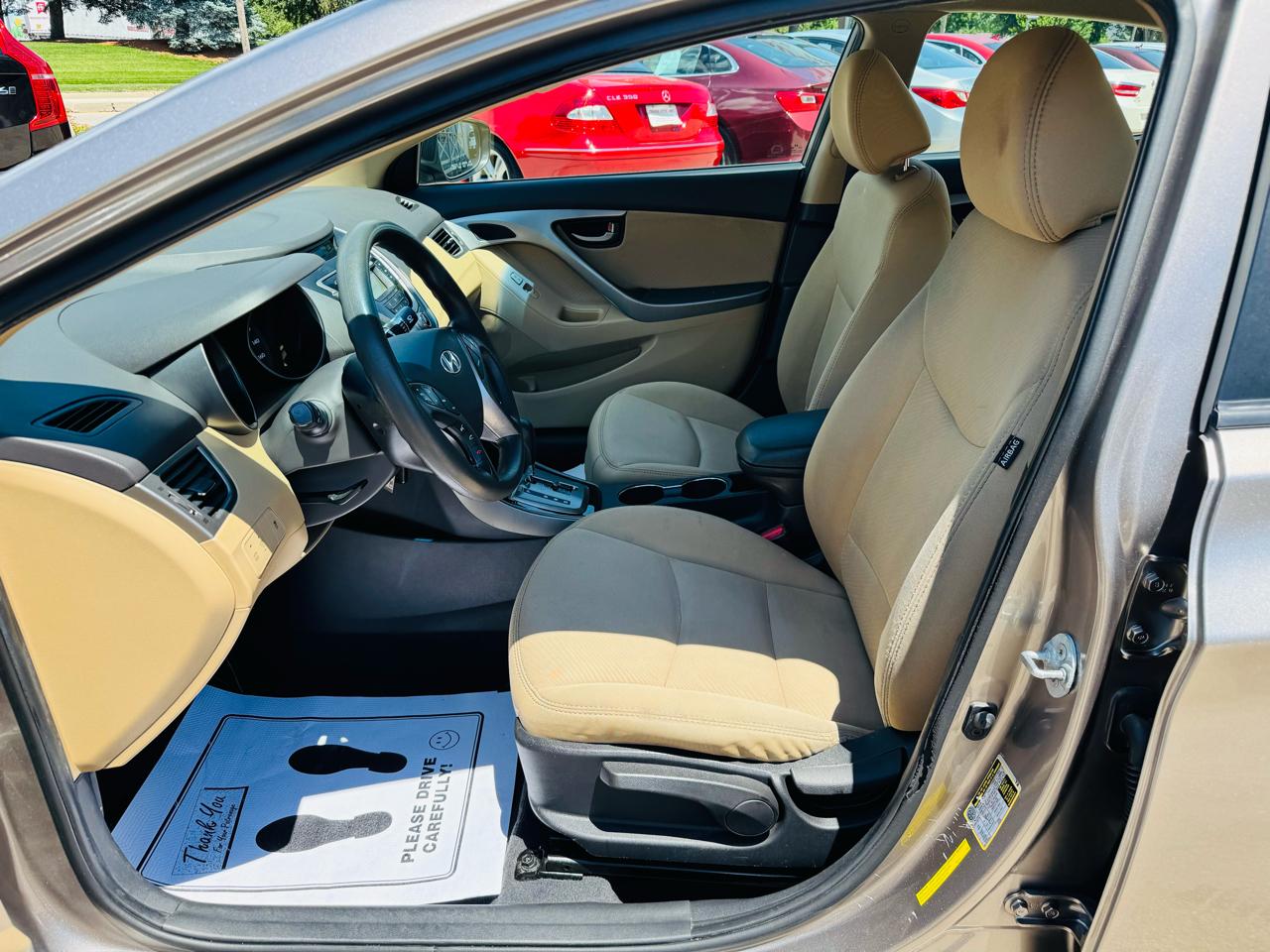 Hyundai Elantra GLS M/T 2013