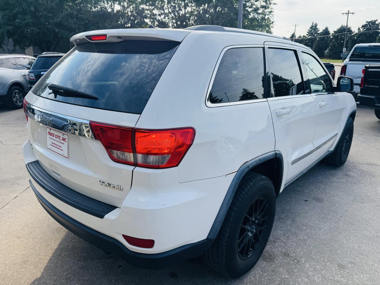 Jeep Grand Cherokee Laredo 4WD 2012