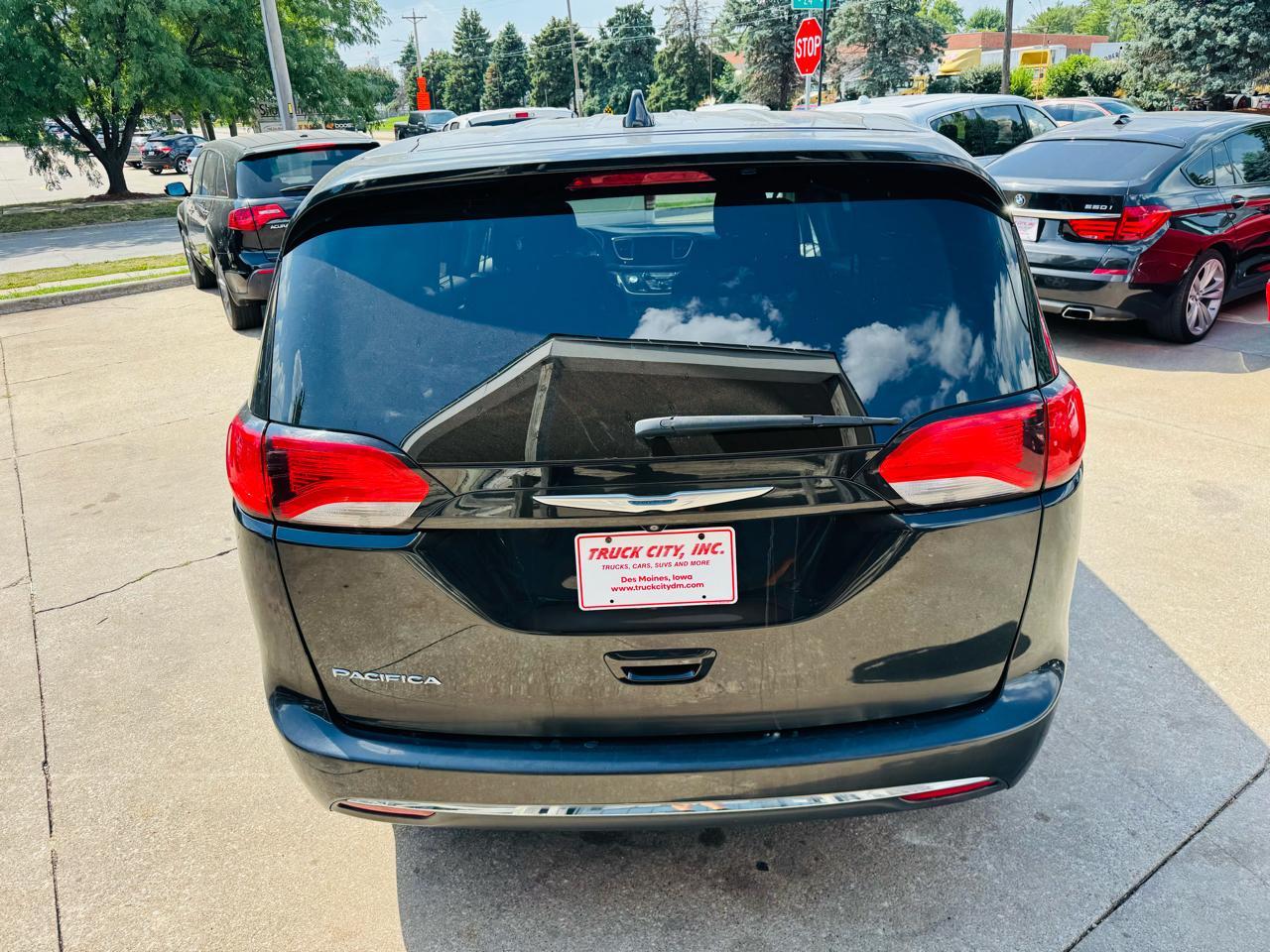 Chrysler Pacifica Touring-L 2017