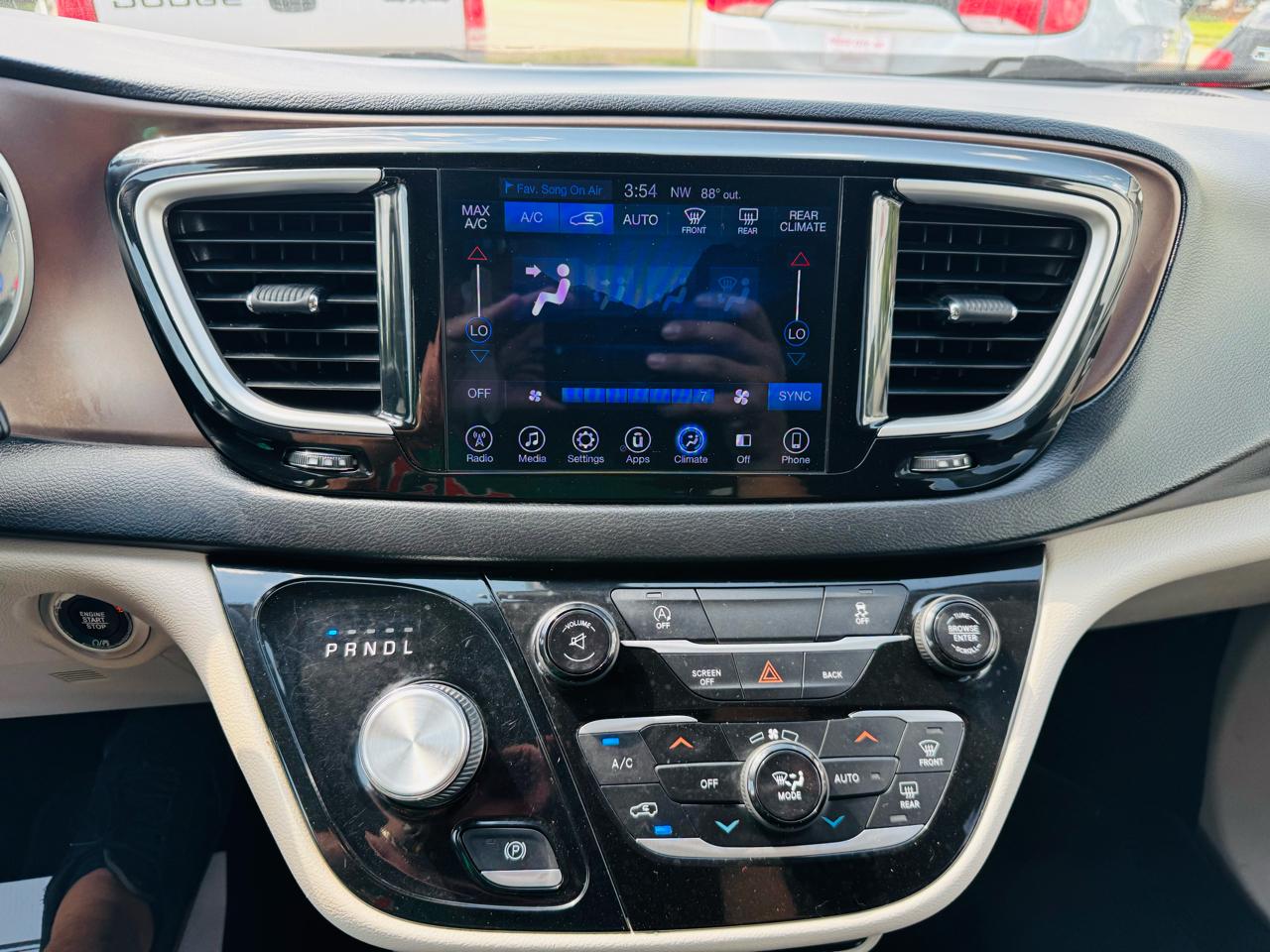 Chrysler Pacifica Touring-L 2017