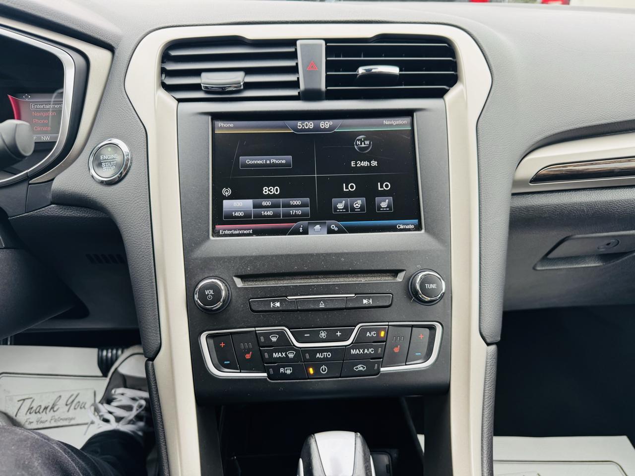 Ford Fusion SE 2016