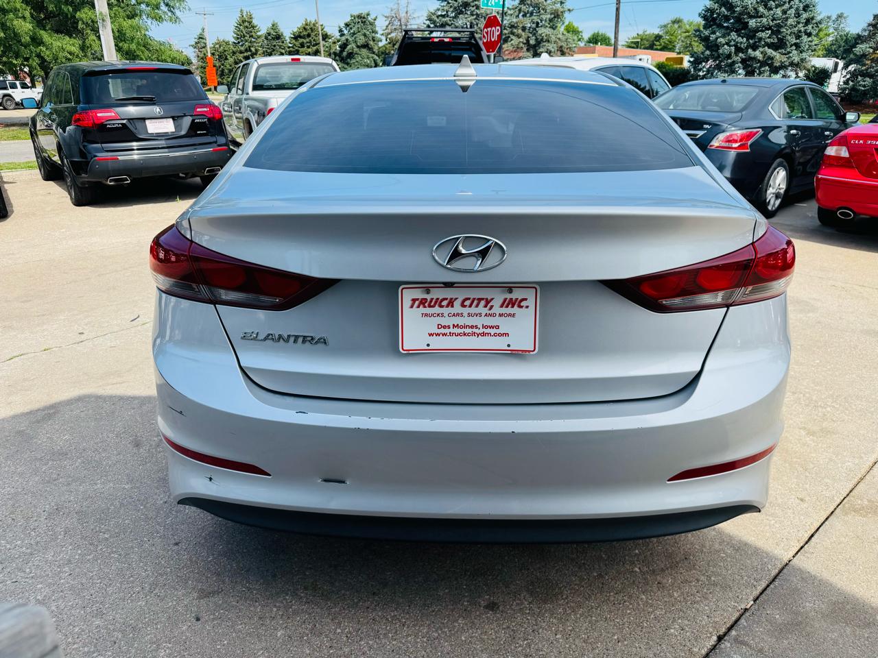 Hyundai Elantra Limited 2018