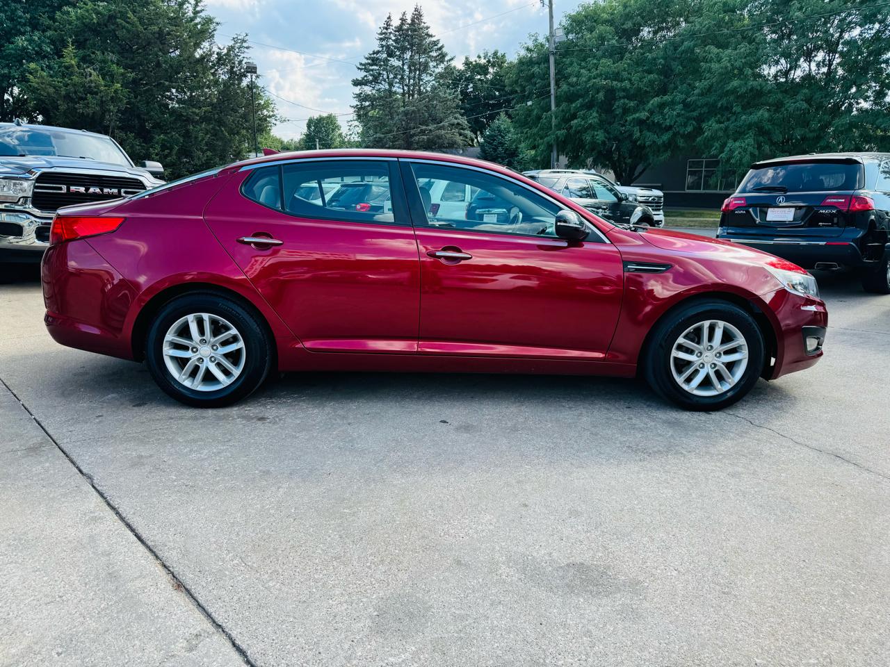 Kia Optima 4dr Sdn LX Auto 2013