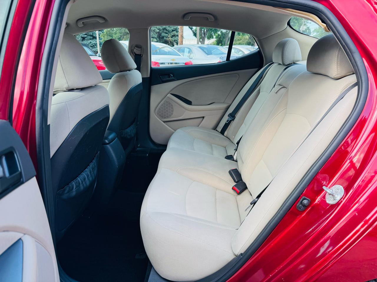 Kia Optima 4dr Sdn LX Auto 2013