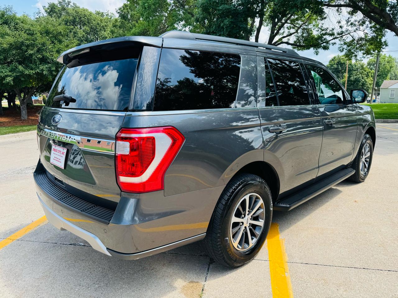 Ford Expedition XLT 4WD 2020