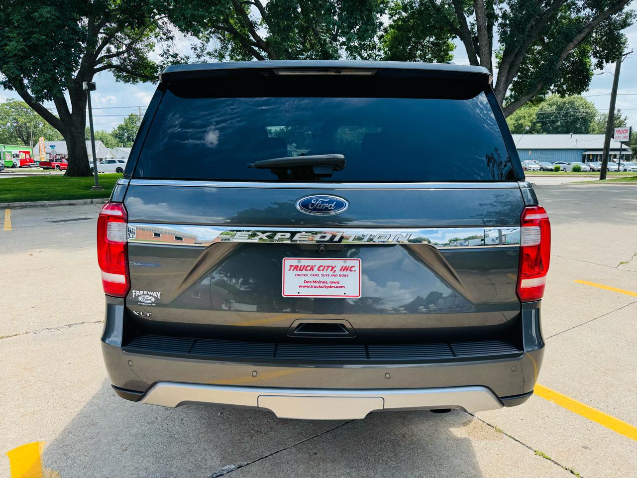 Ford Expedition XLT 4WD 2020
