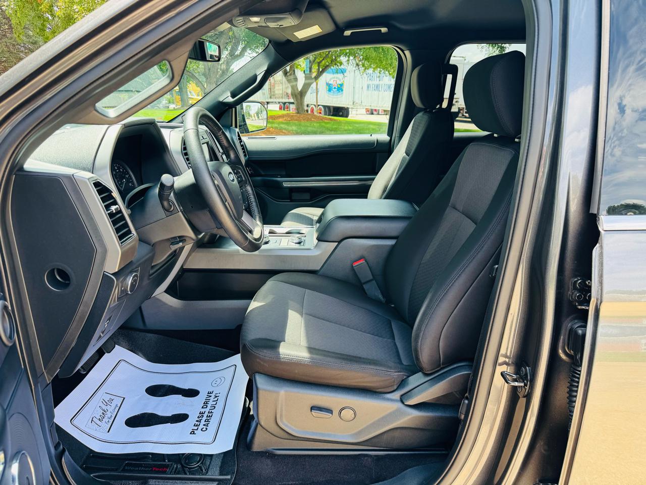 Ford Expedition XLT 4WD 2020