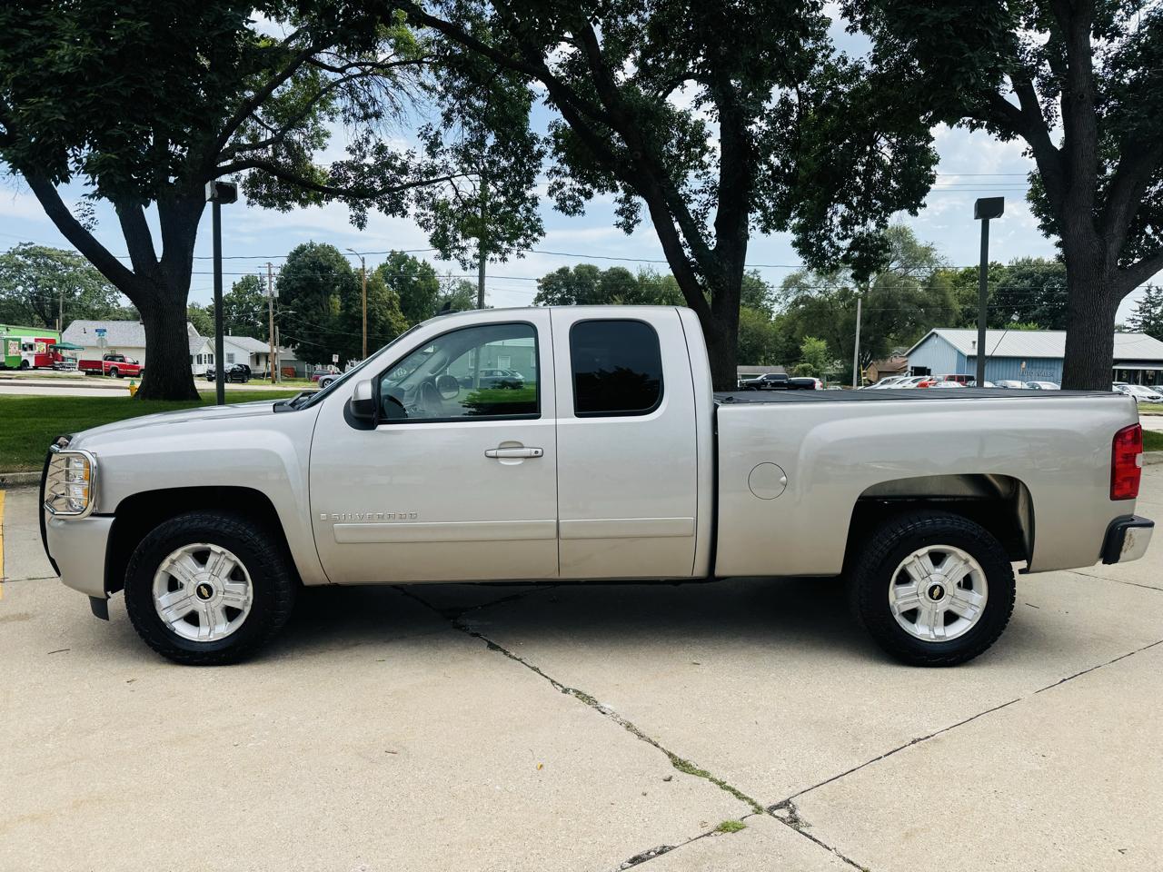 Chevrolet Silverado 1500 4WD Ext Cab 157.5" LTZ 2008