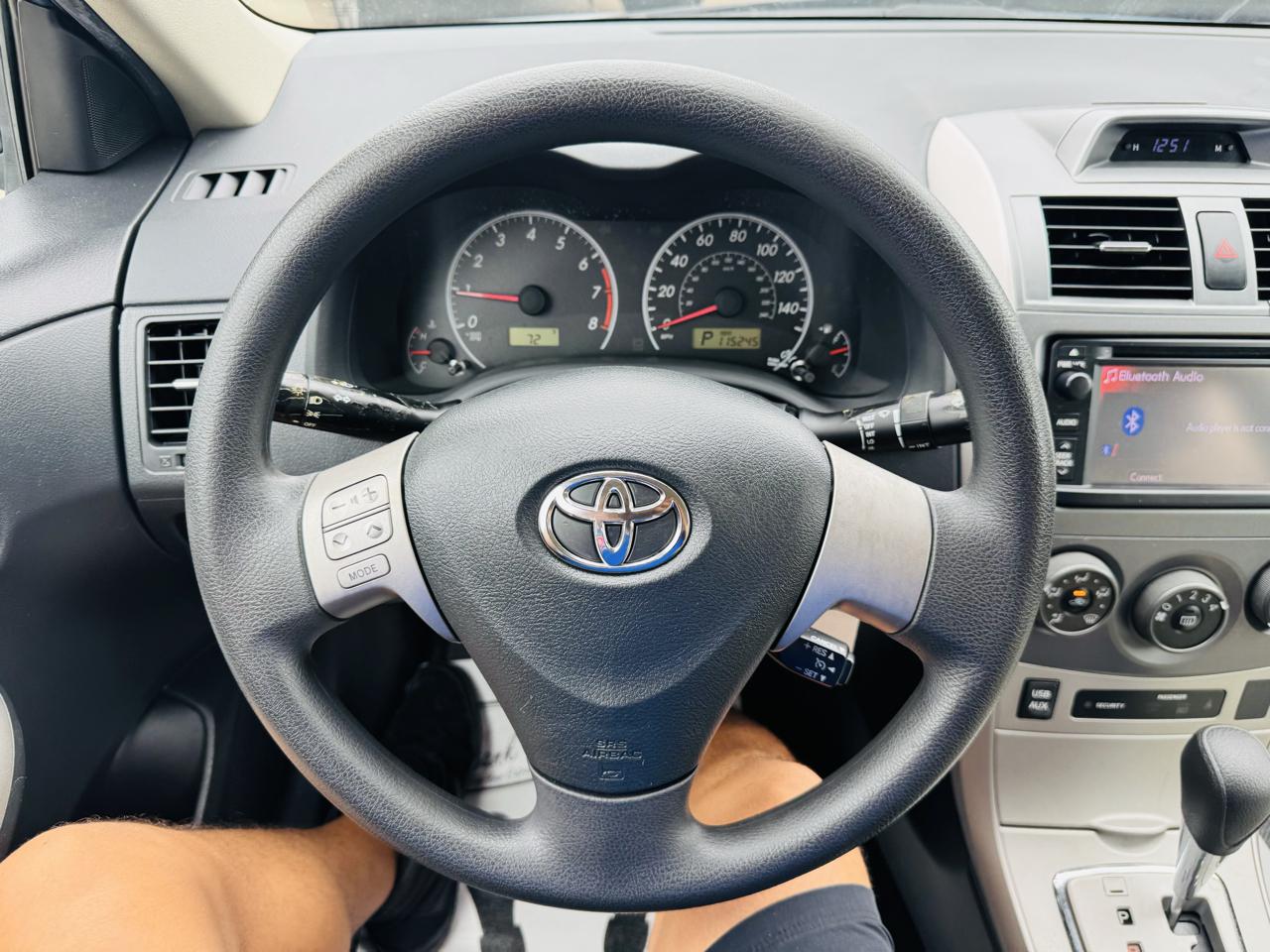 Toyota Corolla LE 4D Sedan at 2013