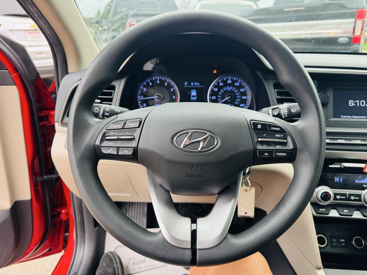 Hyundai Elantra 4dr Sdn Auto SE PZEV 2020
