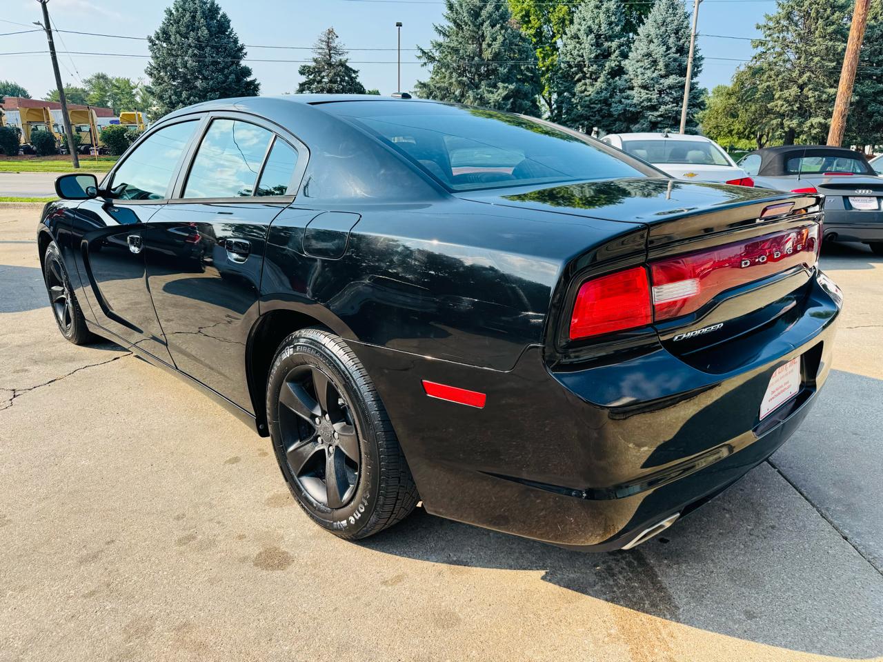 Dodge Charger SE 2014