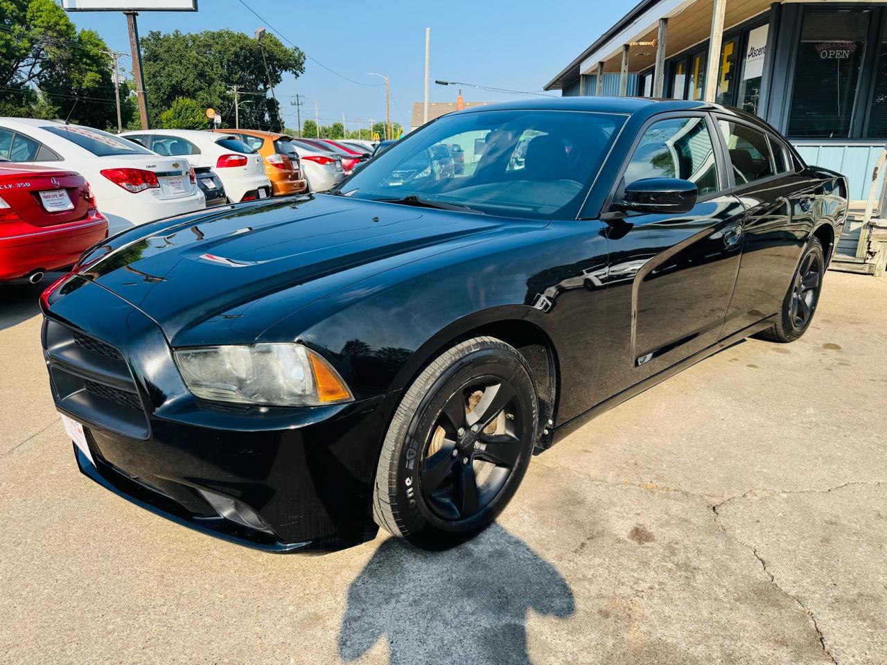Dodge Charger SE 2014