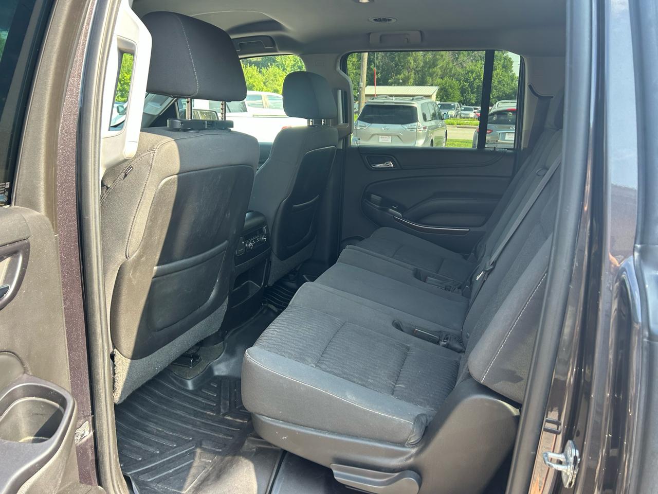GMC Yukon XL SLE 1/2 Ton 4WD 2015