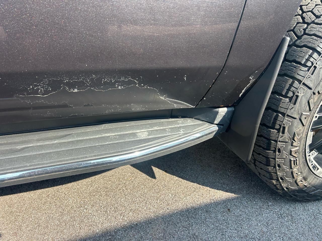 GMC Yukon XL SLE 1/2 Ton 4WD 2015