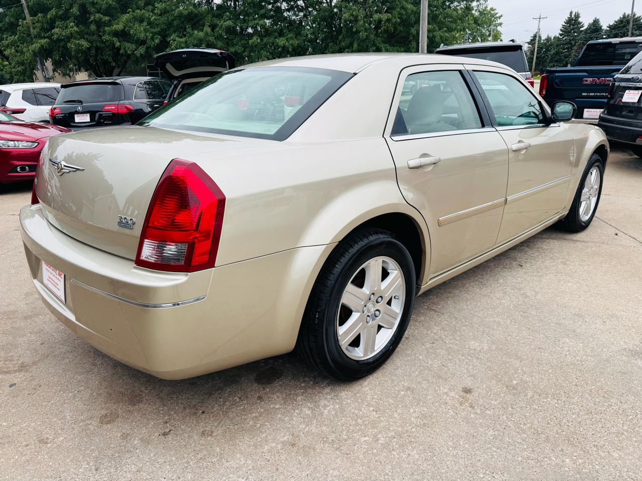 Chrysler 300 Touring AWD 2006