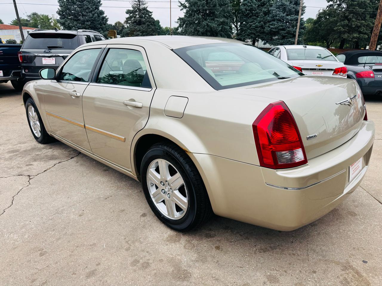 Chrysler 300 Touring AWD 2006