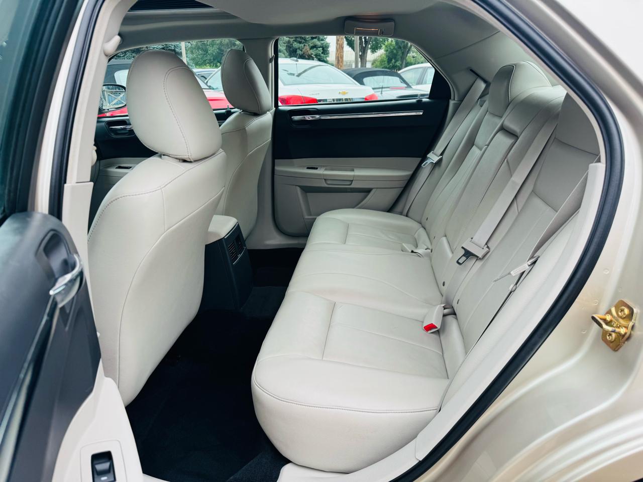 Chrysler 300 Touring AWD 2006