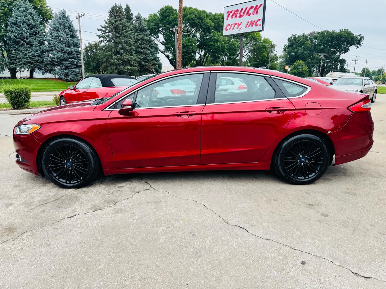 Ford Fusion SE 2015