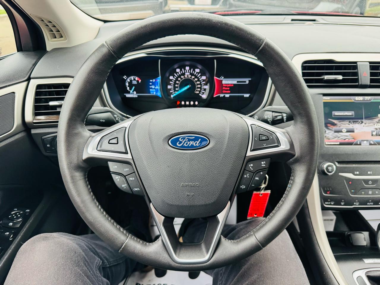 Ford Fusion SE 2015