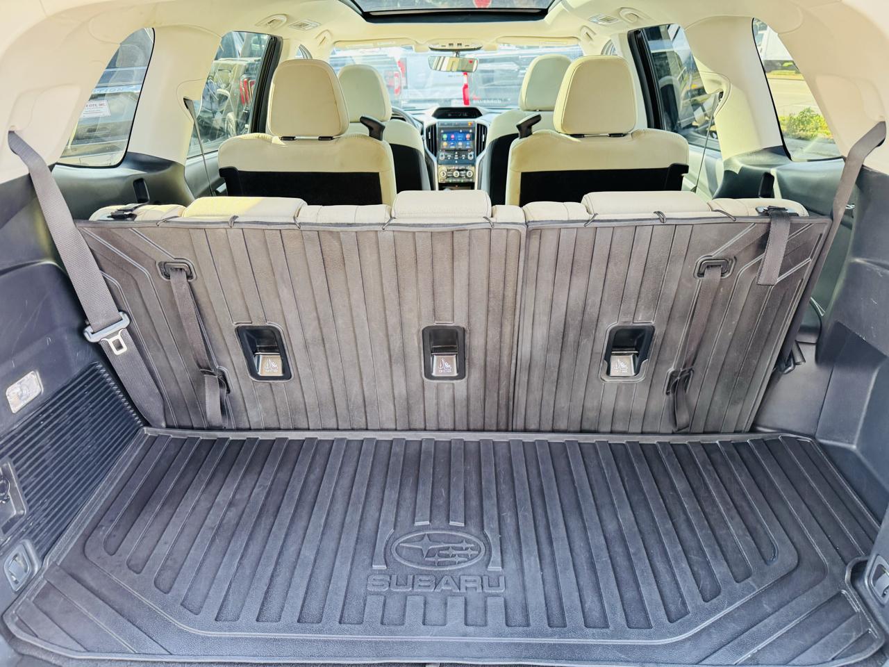 Subaru Ascent Premium w/7-Passenger Sporty Pkg 2020