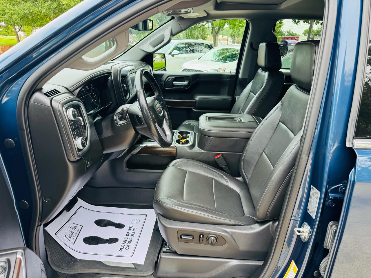 GMC Sierra 1500 4WD Crew Cab 153.0" SLT 2019