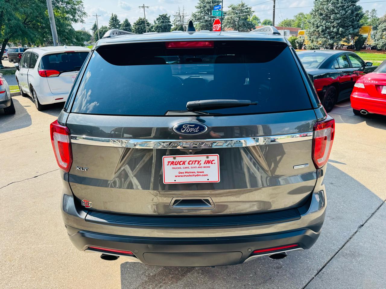 Ford Explorer XLT 4WD 2018