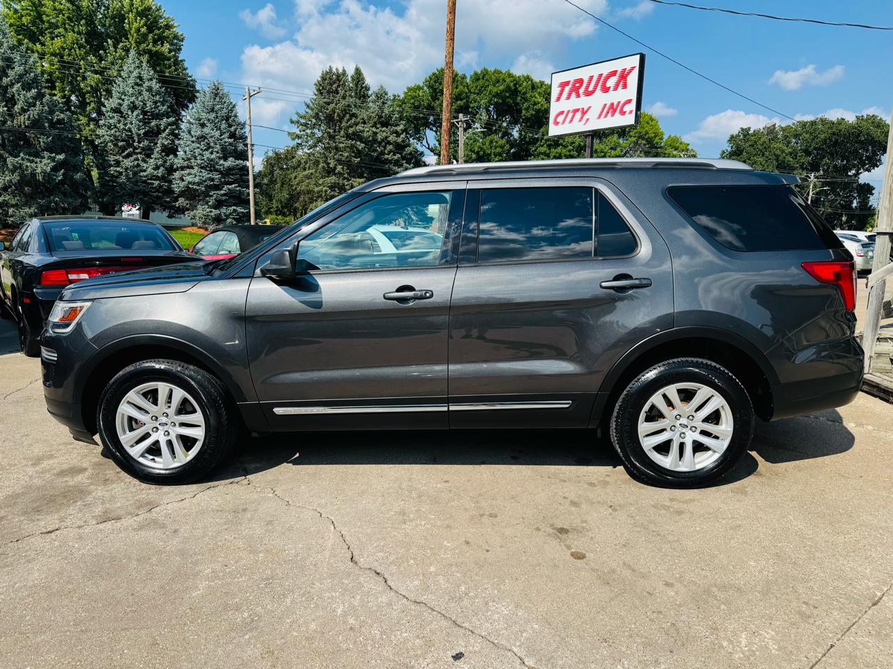 Ford Explorer XLT 4WD 2018