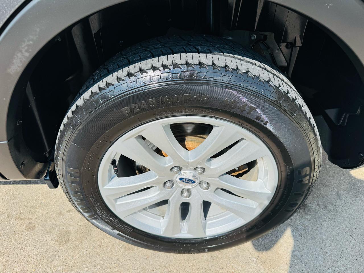 Ford Explorer XLT 4WD 2018