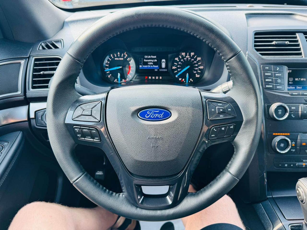 Ford Explorer XLT 4WD 2018