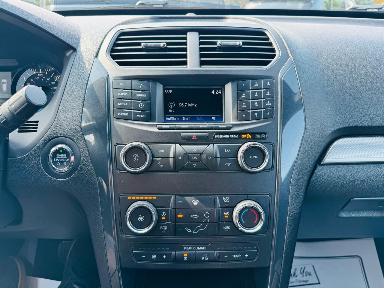 Ford Explorer XLT 4WD 2018