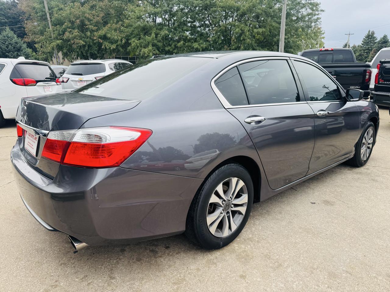 Honda Accord LX Sedan CVT 2013